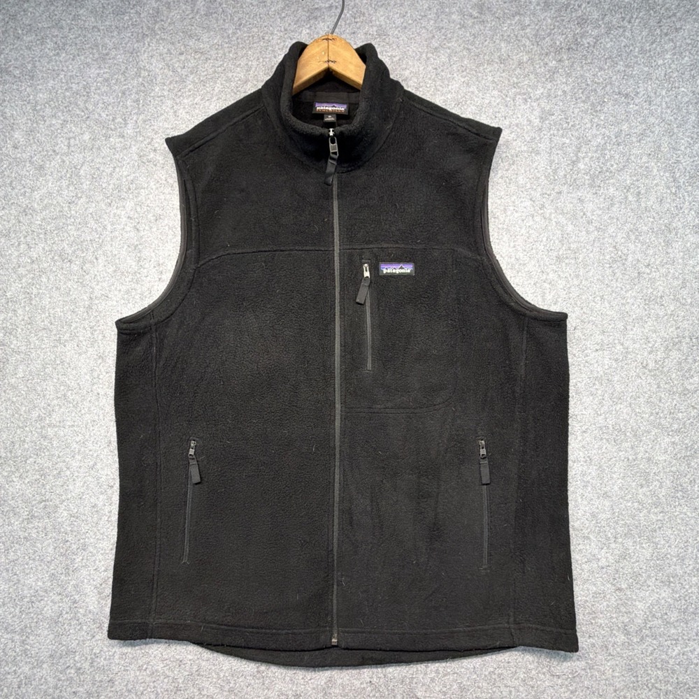 Patagonia Classic Synchilla Vest Mens XL Black Fleece Full Zip Pockets Outdoor